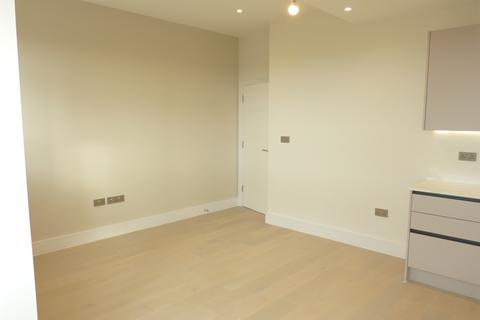 2 bedroom apartment to rent, Brampton Grove, London, NW4