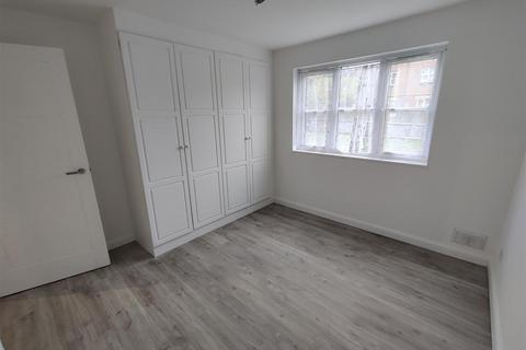 1 bedroom maisonette to rent, Acre Lane, London