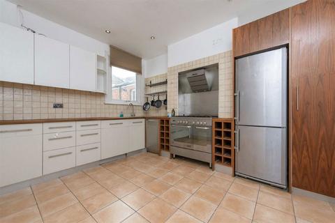 2 bedroom flat for sale, Ponsard Road, London NW10