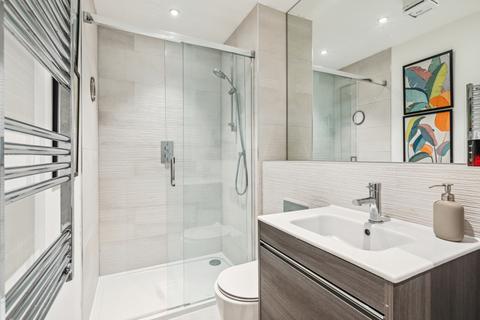 1 bedroom flat for sale, Devonhurst Place, Heathfield Terrace, London