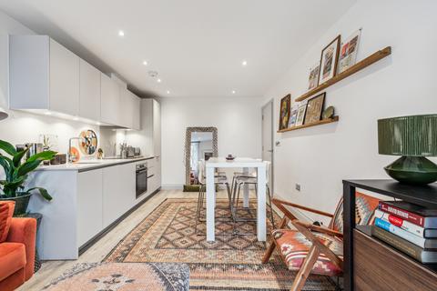 1 bedroom flat for sale, Devonhurst Place, Heathfield Terrace, London