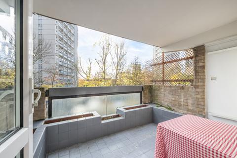 3 Aldsworth Close, London, W9 2RA