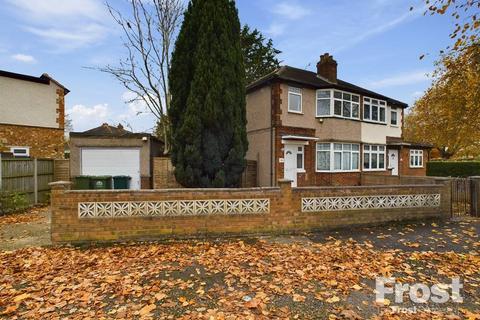 3 bedroom semi-detached house for sale, Petersfield Road, Staines-upon-Thames, Surrey, TW18