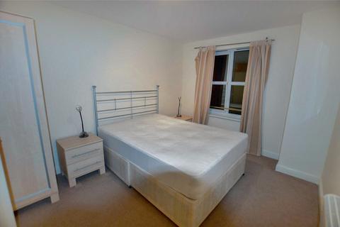 2 bedroom flat to rent, Rochbank, Manchester M9