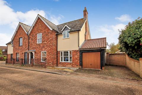 4 bedroom semi-detached house to rent, Downing Court, Swaffham Bulbeck, Cambridge