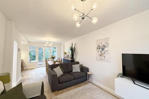 8 Sara Close, Sutton Coldfield, B74 4BN