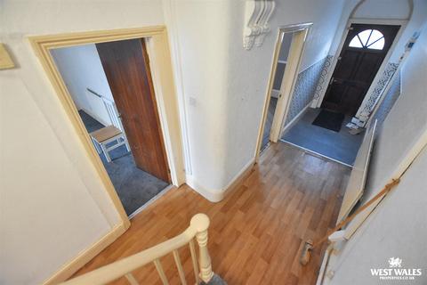 4 bedroom terraced house for sale, Laws Street, Pembroke Dock