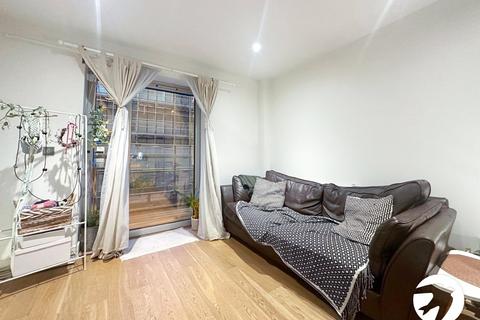 1 bedroom flat to rent, Love Lane, Woolwich, SE18