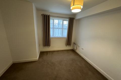 2 bedroom flat to rent, Hull HU7