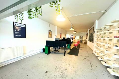 Office to rent, Gunnersbury Lane, Acton W3 8ED