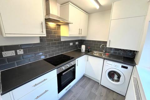 1 bedroom terraced house to rent, Lydford Street, Salford M6