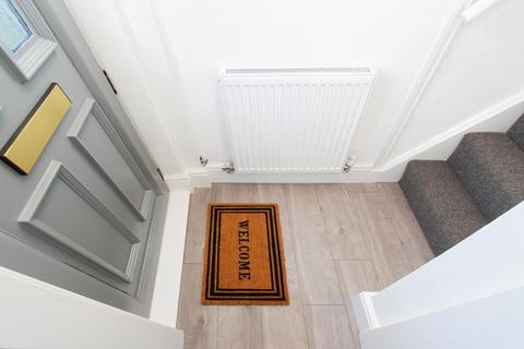 3 bedroom end of terrace house for sale, Gloucester Avenue, Beeston, Beeston, NG9