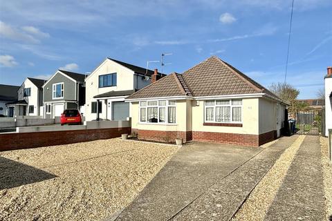 2 bedroom detached bungalow for sale, Lulworth Avenue, Poole BH15