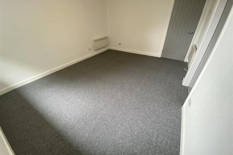 2 bedroom flat to rent, Langbay Court, Walsgrave, Coventry, CV2 2AZ