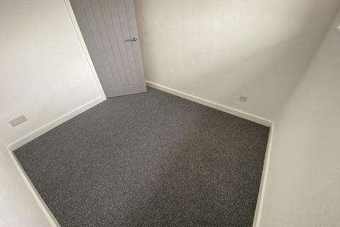 2 bedroom flat to rent, Langbay Court, Walsgrave, Coventry, CV2 2AZ