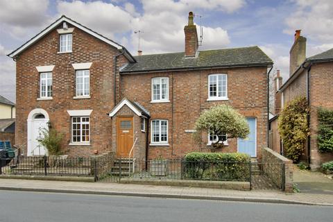 3 bedroom terraced house for sale, The Terrace, Hadlow TN11