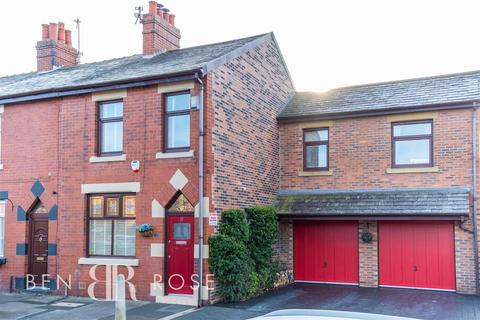 4 bedroom end of terrace house for sale, Moon Street, Bamber Bridge, Preston