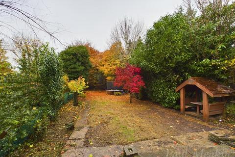 18 Crest Road, South Croydon, CR2 7JQ