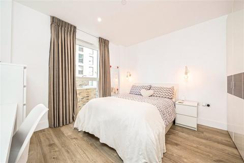 2 bedroom apartment to rent, Pegler Square, London, SE3