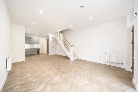 4 bedroom terraced house to rent, Baldwin Lane, London, SE3