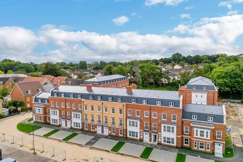 4 bedroom townhouse for sale, Abbots Gate, Bury St Edmunds