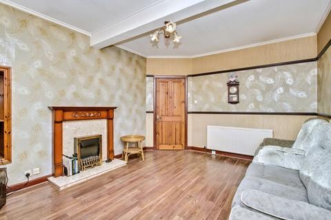 3 bedroom flat for sale, Riddochhill Road, Blackburn EH47