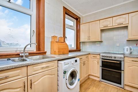 3 bedroom flat for sale, Riddochhill Road, Blackburn EH47