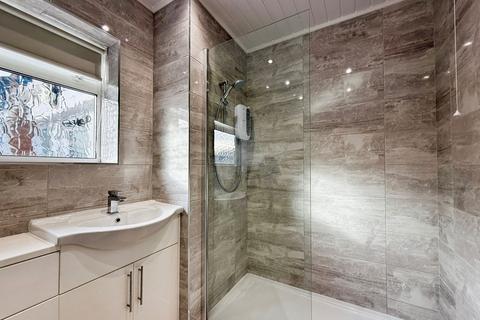 16 Burnsall Close, Carlisle, CA2 6TL