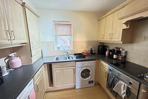 2 bedroom apartment to rent, Collingsway, Darlington