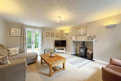 4 bedroom detached house for sale, Shrewsbury Road, Pontesbury, Shrewsbury