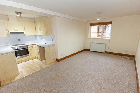 2 bedroom flat for sale, Radnor House, Harlands Road, Haywards Heath