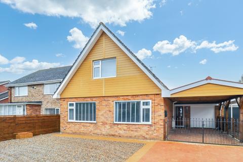 4 bedroom chalet for sale, Fir Tree Drive, King's Lynn, PE33