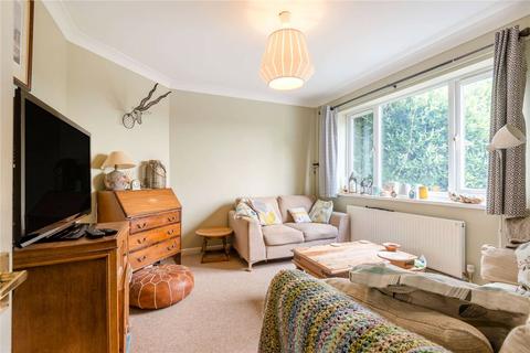 4 bedroom semi-detached house to rent, Kings Crescent, Lymington, Hampshire, SO41