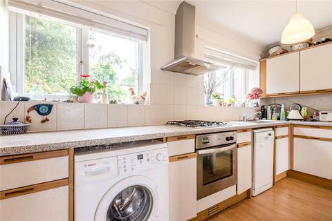 4 bedroom semi-detached house to rent, Kings Crescent, Lymington, Hampshire, SO41