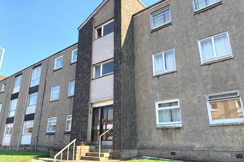 3 bedroom flat to rent, Anne Avenue, Renfrew