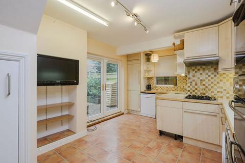 2 bedroom maisonette for sale, Durham Road, London SW20