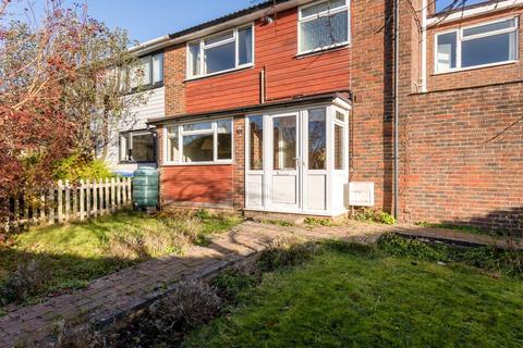 2 Downsview, Small Dole, Henfield, BN5 9YB