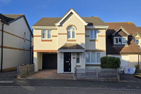 4 bedroom detached house for sale, Benson Drive, Northam