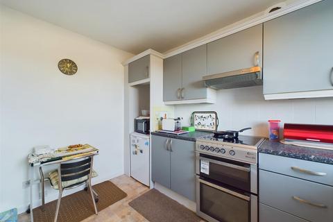 2 bedroom end of terrace house for sale, Fortingall Place, Perth PH1