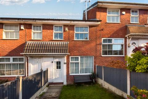 3 bedroom terraced house for sale, Highfield Crescent, Leeds, West Yorkshire