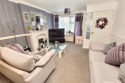 3 bedroom terraced house for sale, Highfield Crescent, Leeds, West Yorkshire