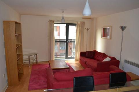 2 bedroom apartment to rent, (P407) Lincoln Gate, Green Qtr, Manchester M4 4AB