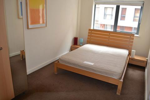 2 bedroom apartment to rent, (P407) Lincoln Gate, Green Qtr, Manchester M4 4AB