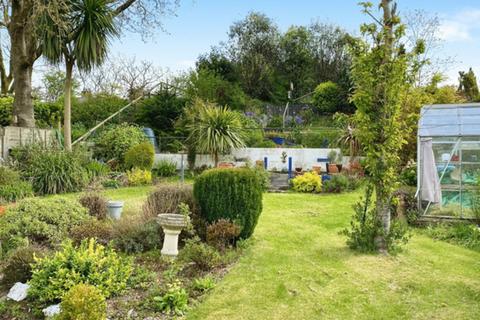 3 bedroom bungalow for sale, Walreddon Close, Tavistock, PL19