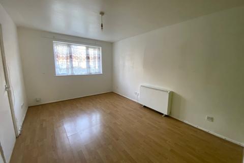 1 bedroom flat to rent, Milestone Close, N9