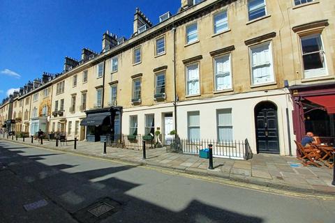 2 bedroom flat to rent, Brock Street