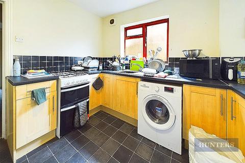 5 bedroom terraced house to rent, Milton Road, Southampton