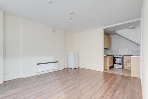 Studio to rent, Elgin Avenue W9