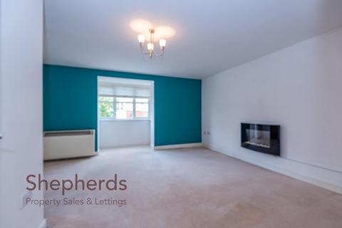 2 bedroom flat to rent, Plomer Avenue, Hoddesdon EN11