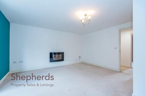 2 bedroom flat to rent, Plomer Avenue, Hoddesdon EN11